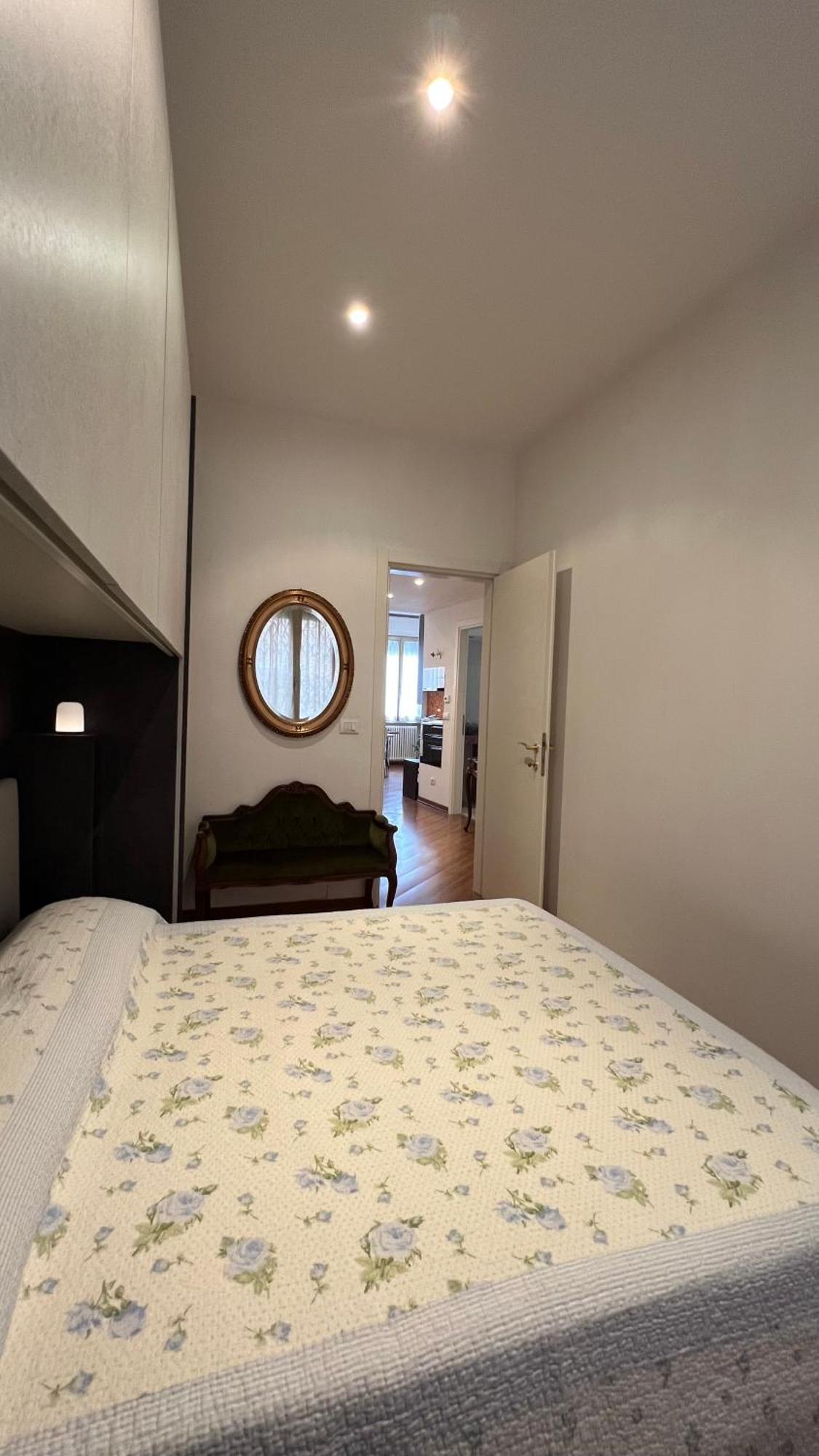 Charming Apartment Near Saragozza Bolonha Exterior foto